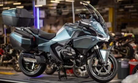 Qual é o preço da BMW R 1300 RT fabricada no Brasil?