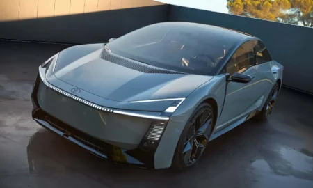 Novo Toyota Corolla é polêmico devido a filosofia chinesa