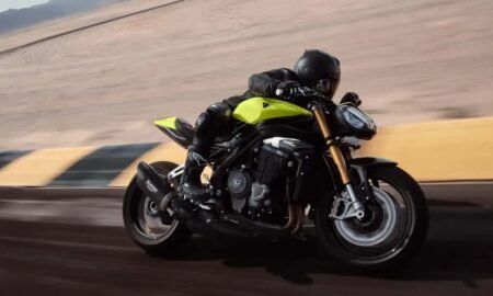 Quantas motos a Triumph quer lançar até 2026?