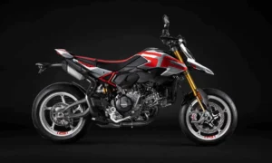 Ducati dita uma nova tendência com a Hypermotard V2