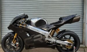 Moto rara, com apenas 25 unidades e 220 cv, custa mais de R$ 1 milhão