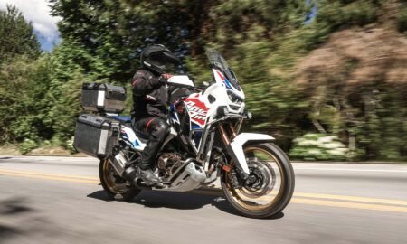 Honda lança a Africa Twin 2026; veja os preços e o que mudou