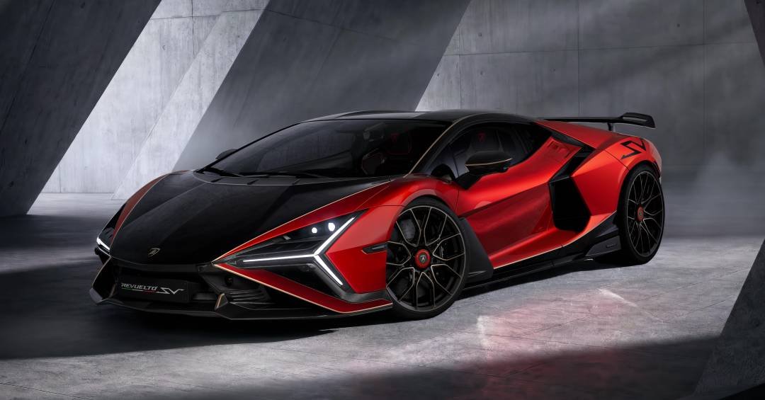 Lamborghini Revuelto SV: o superesportivo híbrido de 1.065 cv revelado