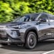 Toyota Corolla Cross tem desconto de quase R$ 15.000 e custa menos que um Creta 1.0